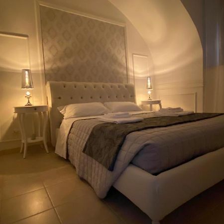 Il Sogno Di Hypnos Bed & Breakfast L'Aquila Bagian luar foto