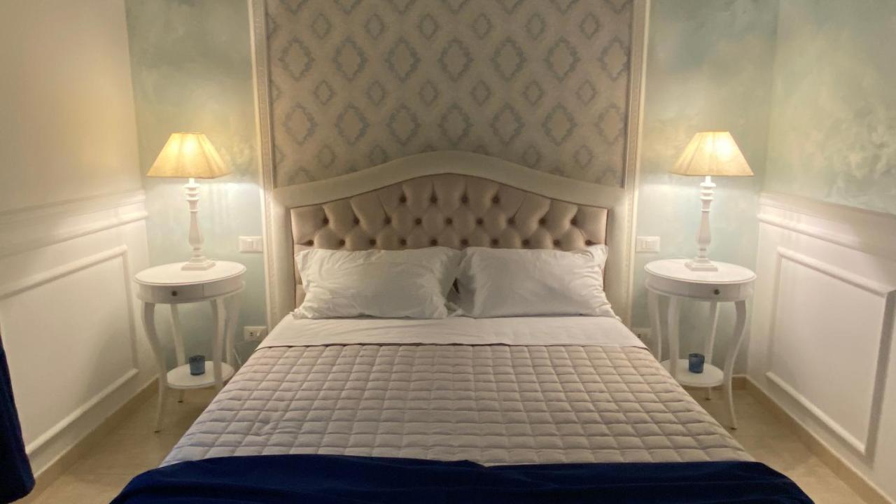 Il Sogno Di Hypnos Bed & Breakfast L'Aquila Bagian luar foto