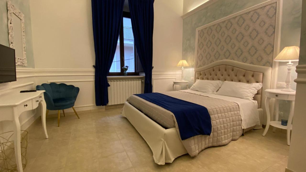 Il Sogno Di Hypnos Bed & Breakfast L'Aquila Bagian luar foto